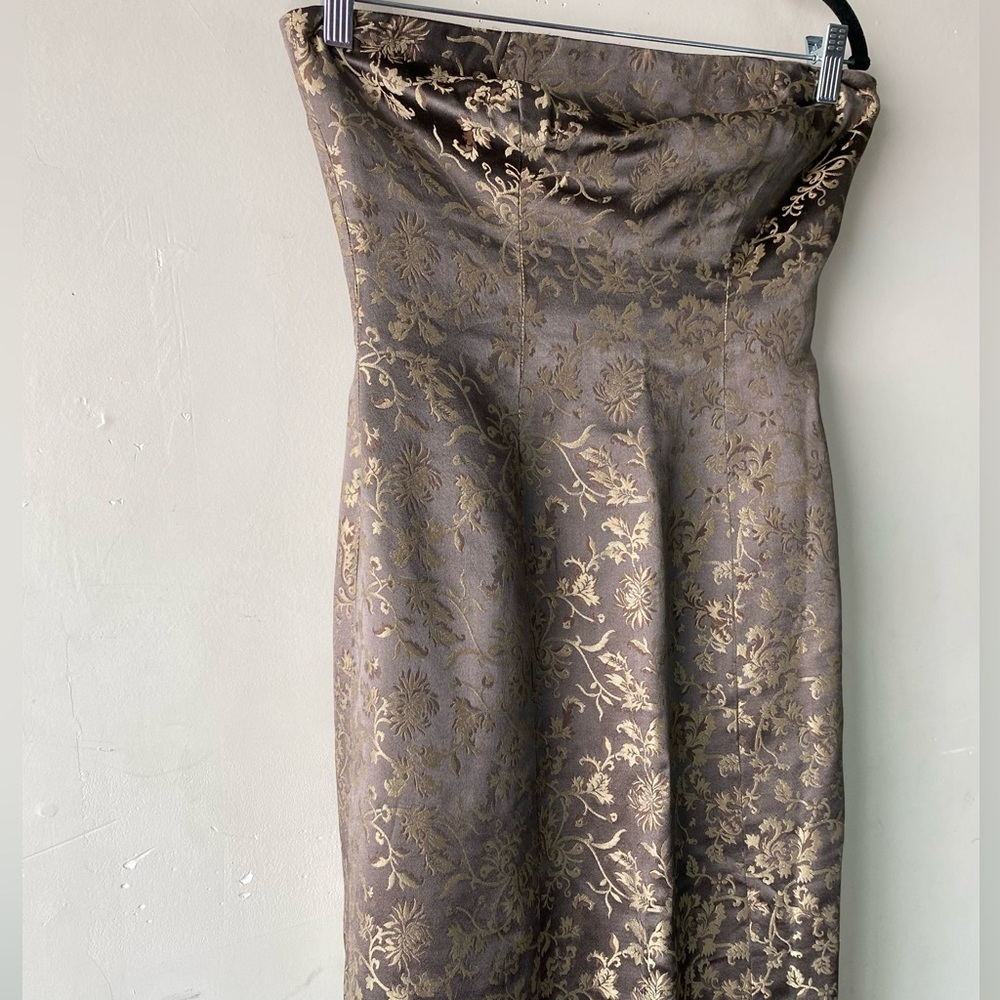 Elegant Brocade Strapless Formal - Picture 5 of 9